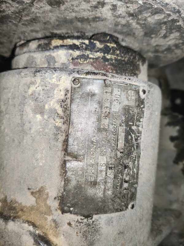 Elbląg Sprzedam zabytkowy niemiecki silnik trzy fazowy elektryczny 3 kw i przekładnie zębatą prawdopodobnie do pasa