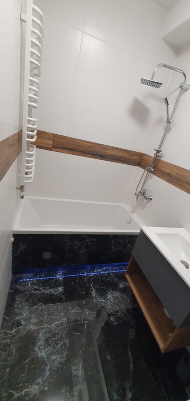 Elbląg Mieszkanie po remoncie z balkonem 57,3 m² położone przy ul. Królewieckiej w pięknej odnowionej kamienicy z