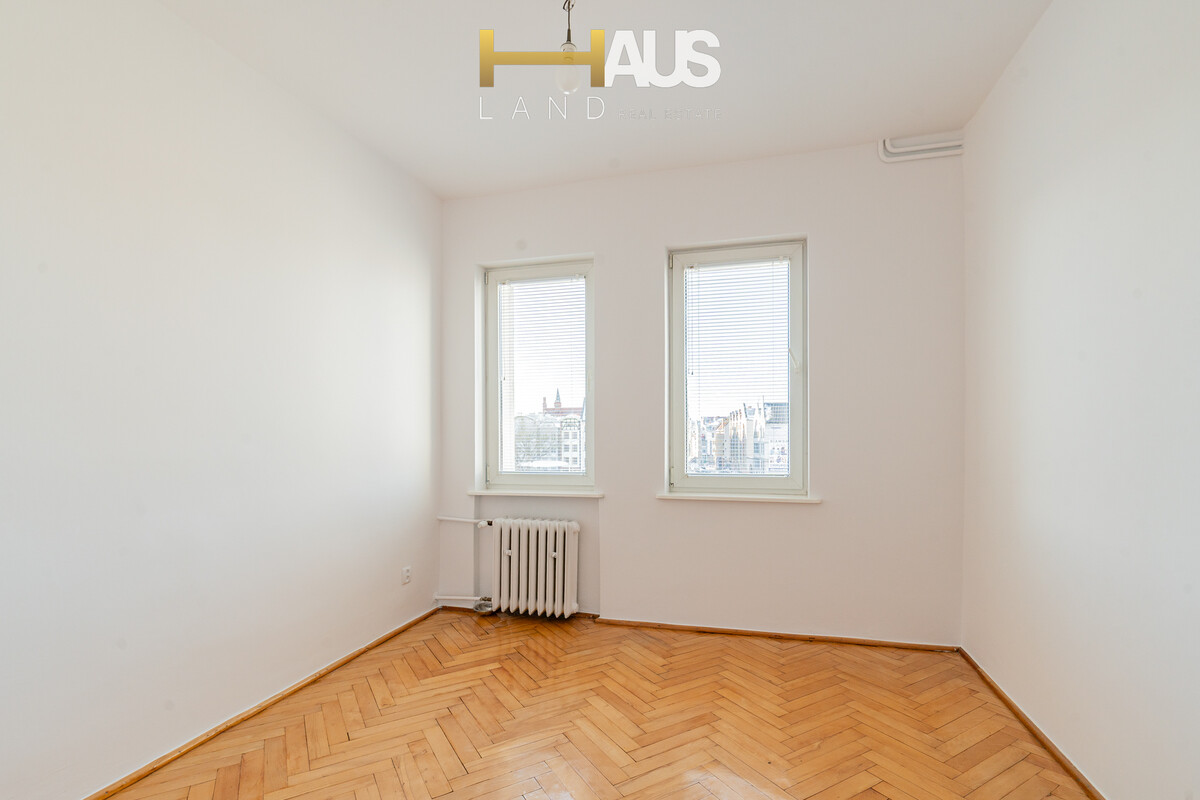 Elbląg ELBLĄG, PLAC SŁOWIAŃSKI POWIERZCHNIA 43,7 M22 POKOJE, OSOBNA KUCHNIA OGRZEWANIE Z