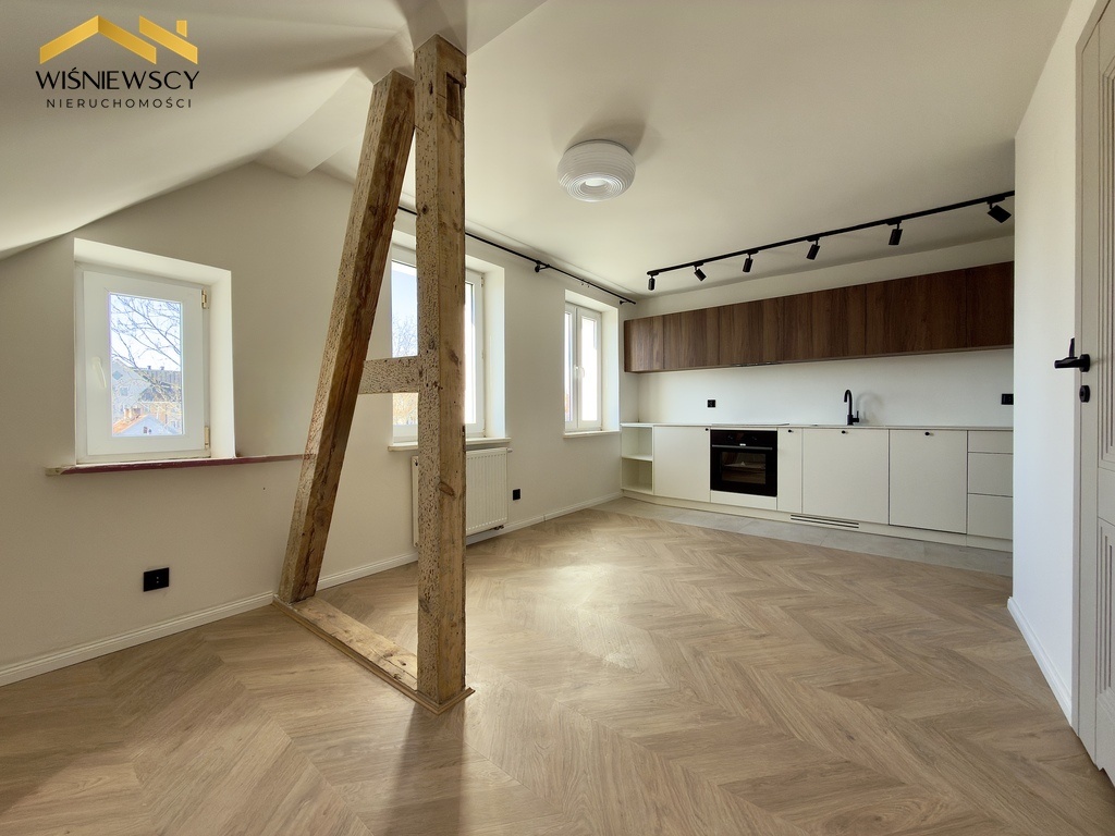 Elbląg WIŚNIEWSCY NIERUCHOMOŚCI Sp. z o.o.Sprzedam mieszkanie - Elbląg, Ogrodowa. Oferta:
Na sprzedaż