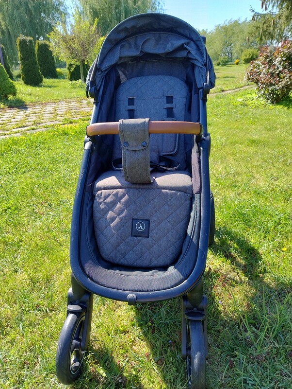 Elbląg Sprzedam spacerówkę Coletto Joggy. Kupiona nowa i użytkowana bardzo sporadycznie przez jedno dziecko. Tapicerka