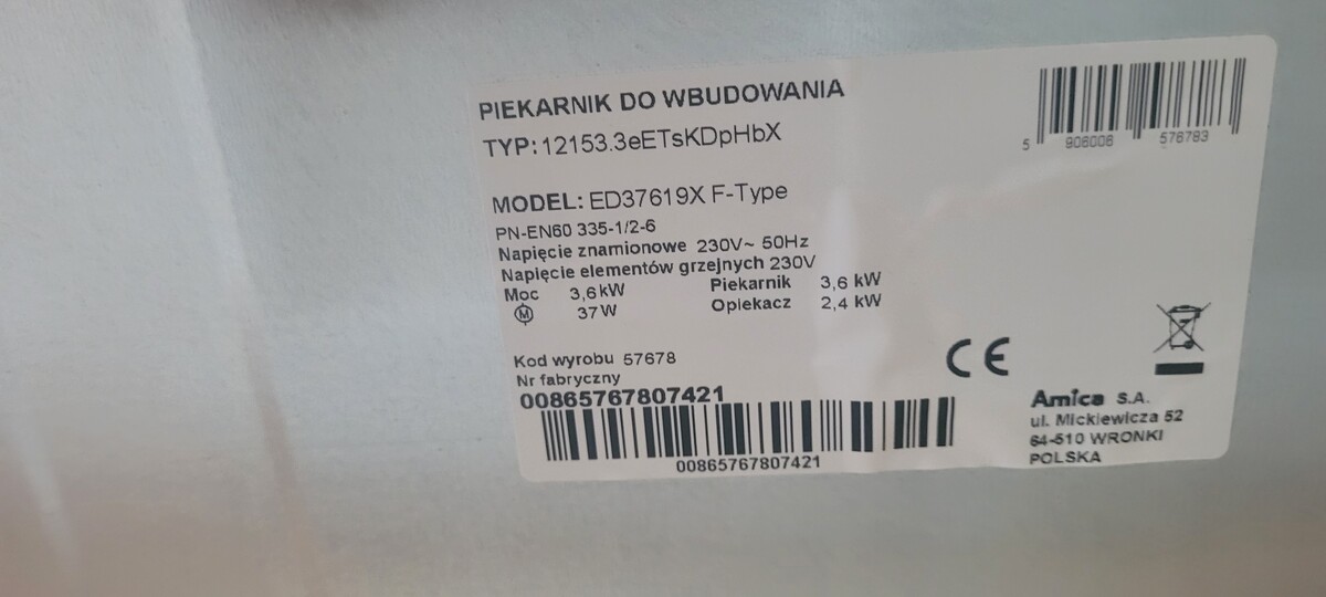 Elbląg Sprzedam używany elektryczny piekarnik Amica ED37619B F-Type do zabudowy 60 cm o pojemności 77 l. Czyszczenie