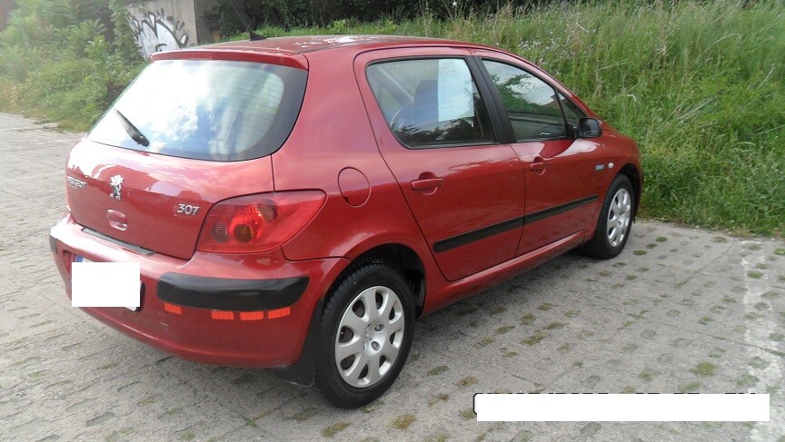 Elbląg Peugeot 307Pojemność 1,4 benzynaModel 2004Klimatyzacja WspomaganieElektryczne szyby