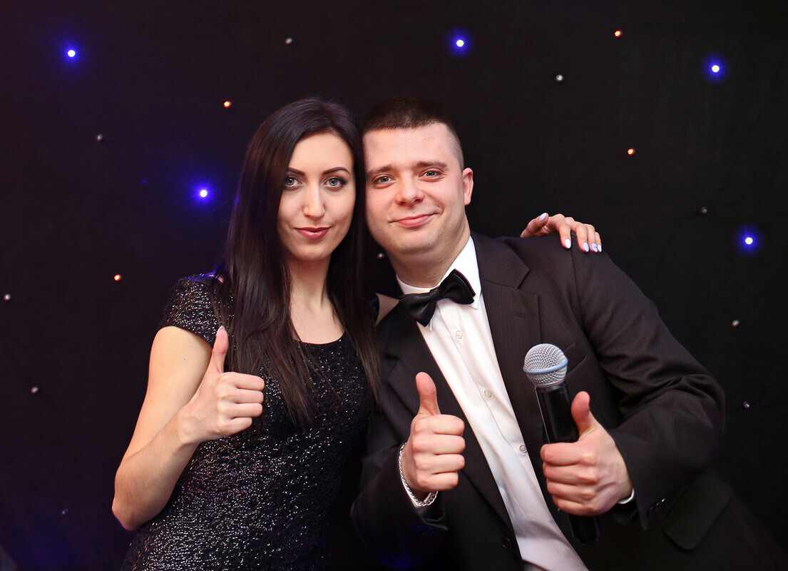 Elbląg Agencja Artystyczna GESEK GRAMY JUŻ 19 LAT ! Oprawa muzyczna: STUDNIÓWKI, WESELA, POPRAWINY, IMPREZY