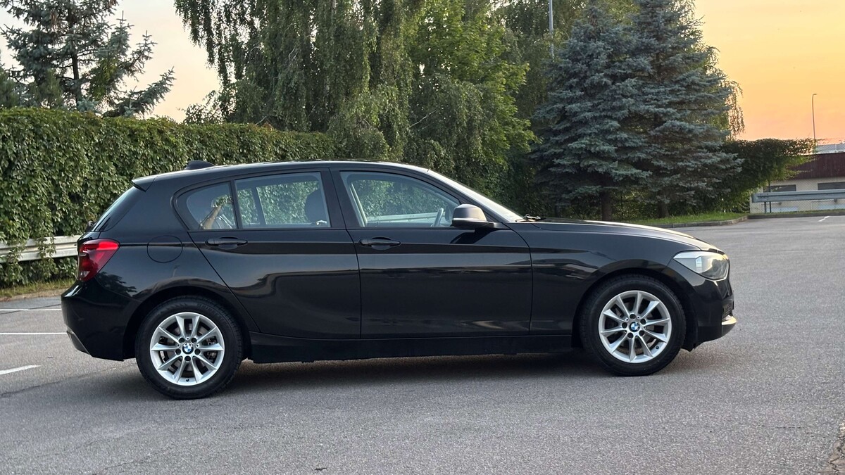 Elbląg Sprzedam BMW Serii 1 F20wersja 116i 2012 rok silnik 1.6 benzyna o mocy 136 KM.