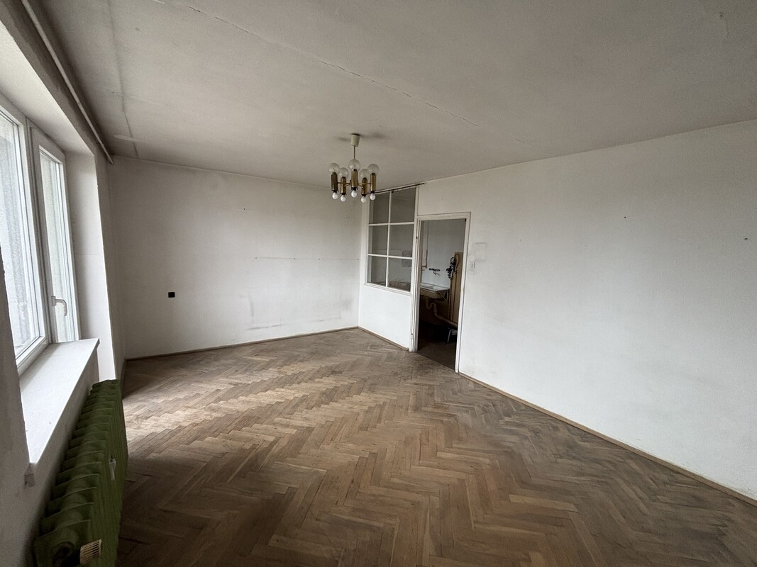 Elbląg 🏡 Kawalerka na Królewieckiej – idealna do remontu i aranżacji według własnych potrzeb!
