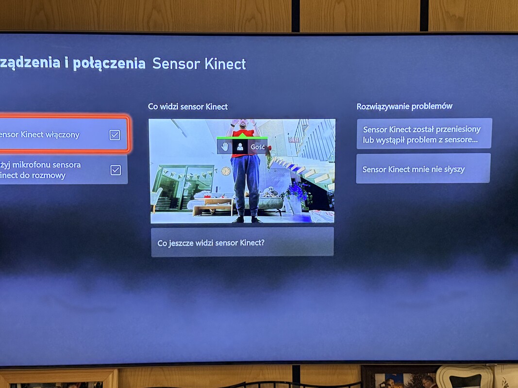 Elbląg Witam serdecznie.
Sprzedam konsolę XBOX ONE (500GB) + Kinect + 3 gry.
Zestaw zawiera konsolę, dwa oryginalne