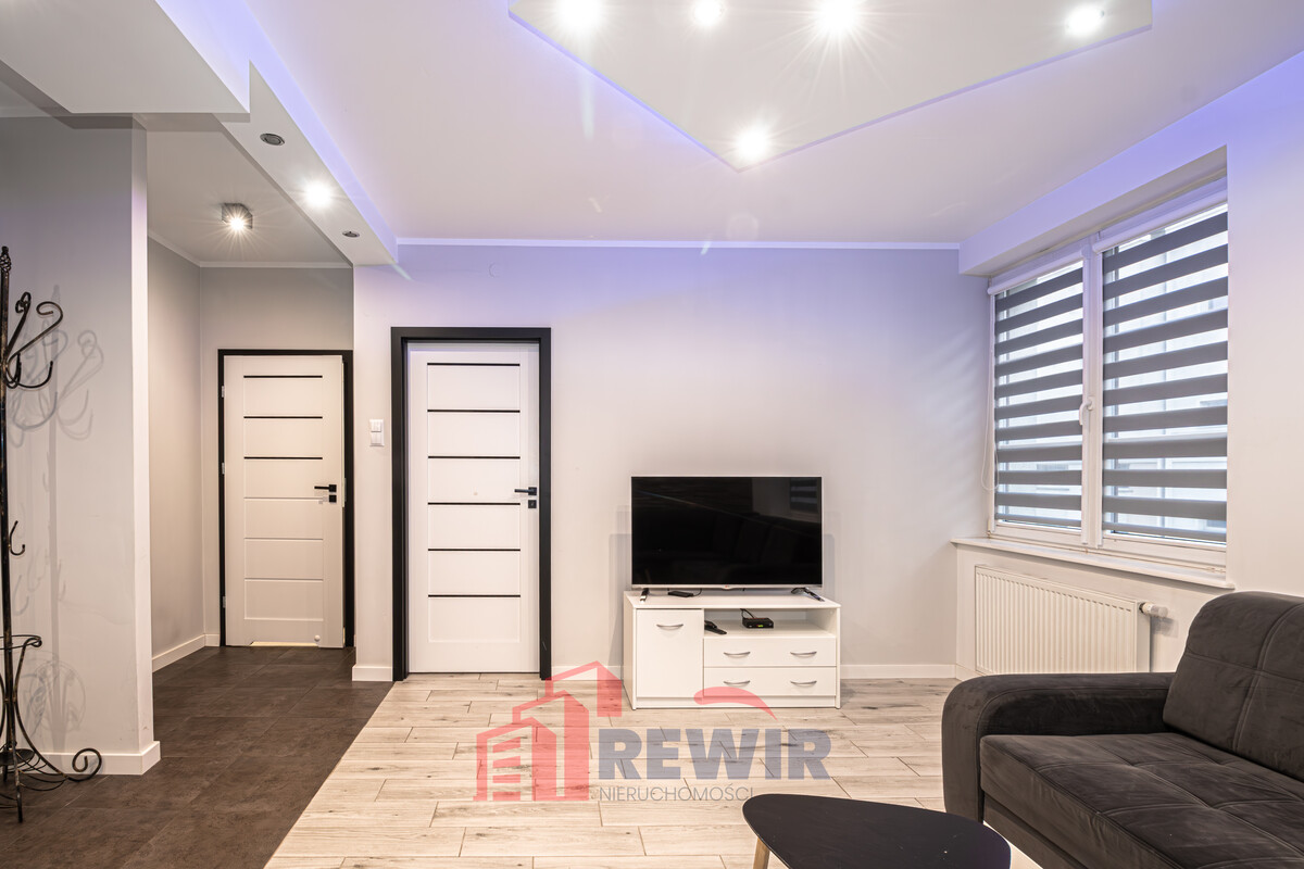 Elbląg RewiR NieruchomościWybierz Swój🎄Wymarzony RewiR Prezentujemy Państwu 2-pokojowe mieszkanie przy