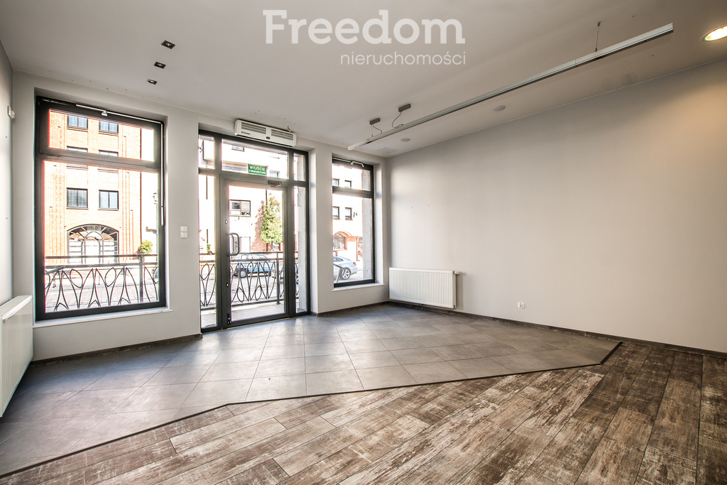 Elbląg FREEDOM NIERUCHOMOŚCIWynajmę lokal użytkowy - Elbląg, Stary Rynek. Oferta lokalu w prestiżowej