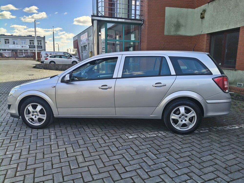 Elbląg OPEL ASTRA HSilnik : 1.6 16v 115KMRok produkcji : 2010!