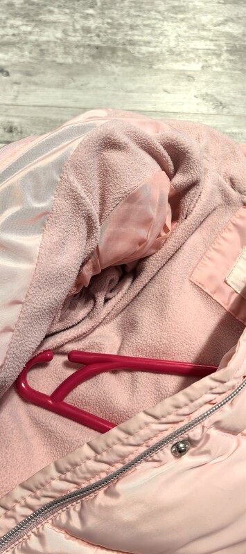 Elbląg Sprzedam zimową kurtkę puchową dla dziewczynki, * rozmiar 116
* firma : CoolClub
* o długości płaszczyka
*