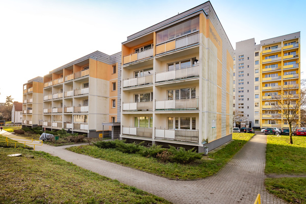 Elbląg NOVA STREFA NIERUCHOMOŚCISprzedamSłoneczna i przytulna kawalerka 34m2 na 2 piętrze– ul. Wiejska,