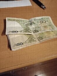 Elbląg Sprzedam 8 sztuk za 30 zł. z 1988r. I 1000 Forintów z 2008r. które nie są juz w obiegu.