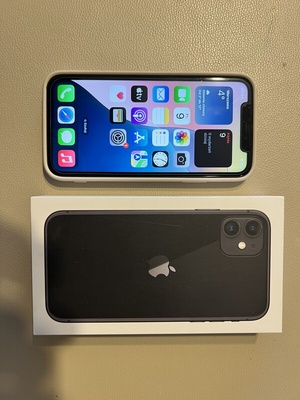 Elbląg iPhone 11 Black 
Pamięć 128 GB
Zadbany
Oryginalny 
Face ID działa 
Bateria 80%
Pudełko kabel dowód zakupu 
Etui