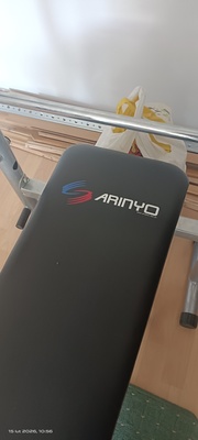 Elbląg Sprzedam ławeczkę do ćwiczeń siłowych z
obciążeniem 10 kg