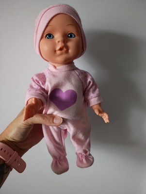 Elbląg Sprzedam lalkę bobas po włączeniu śmieje się i ugina nogi. Stan dobry. Kontakt sms