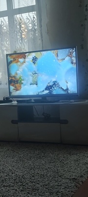 Elbląg Sprzedam tv w bardzo dobrym stanie na szklanej podstawie marki Toshiba