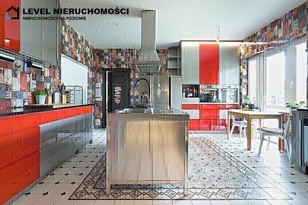 Elbląg LEVEL NIERUCHOMOŚCIPosesja w mieścieul. Okrężna, ElblągNIERUCHOMOŚCI NA POZIOMIE