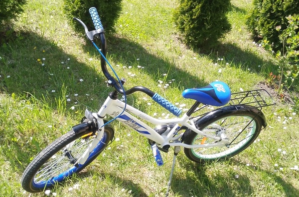 Elbląg Sprzedam używany rower dziecięcy. Koła 20 cali. Stan techniczny bardzo dobry, wizualnie jak na zdjęciach.