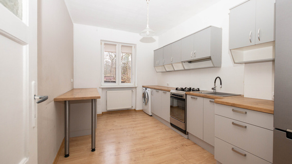 Elbląg Na sprzedaż mieszkanie dwupokojowe 57,68 m2 &ndash; I piętro, kamienica przy ul. Sienkiewicza w