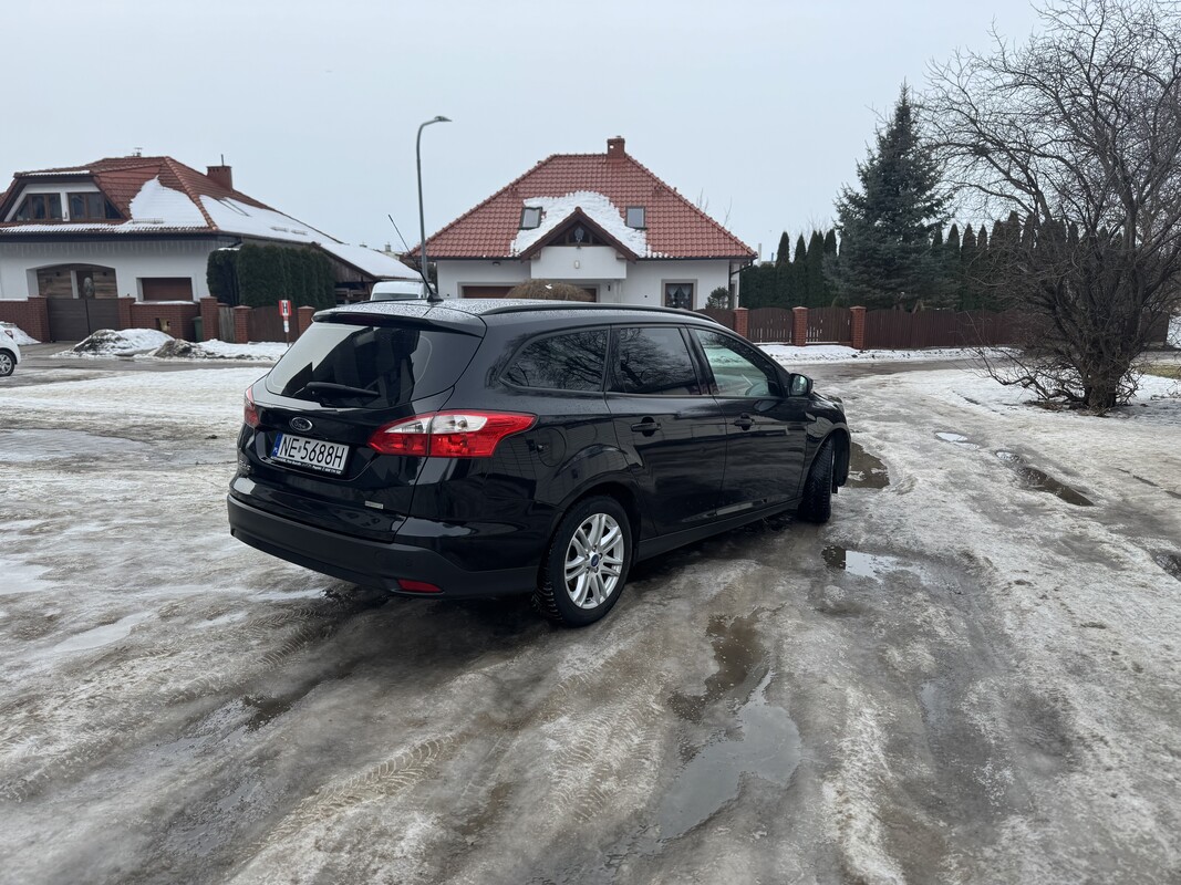Elbląg Ford Focus MK3 kombi 1.0 ecoboost 125 km z 2014 roku. 
Auto zadbane, wszystkie naprawy wynikające z