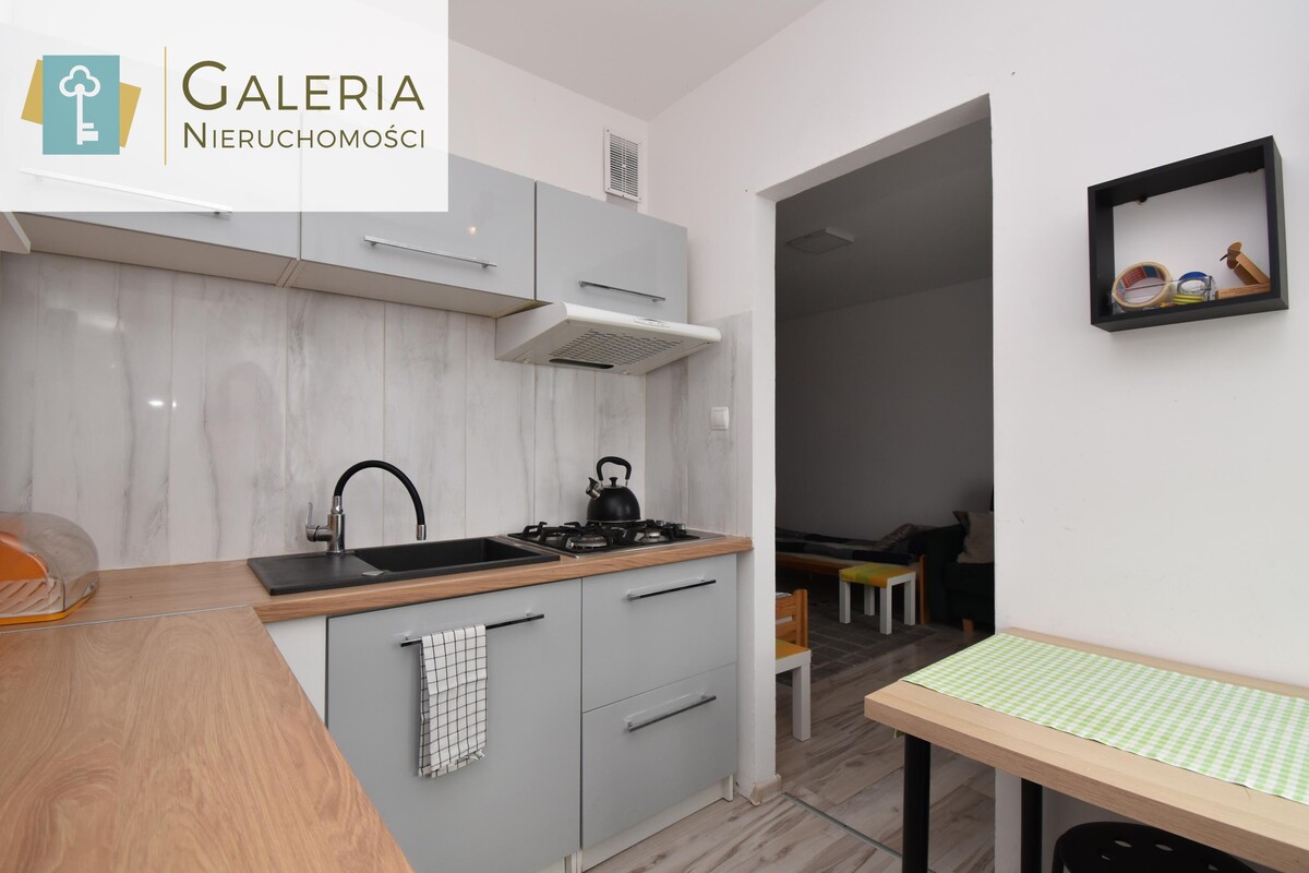 Elbląg GALERIA NIERUCHOMOŚCIZ pasji i miłości do nieruchomościNa sprzedaż: Kawalerka z oddzielną jasną kuchnią na II