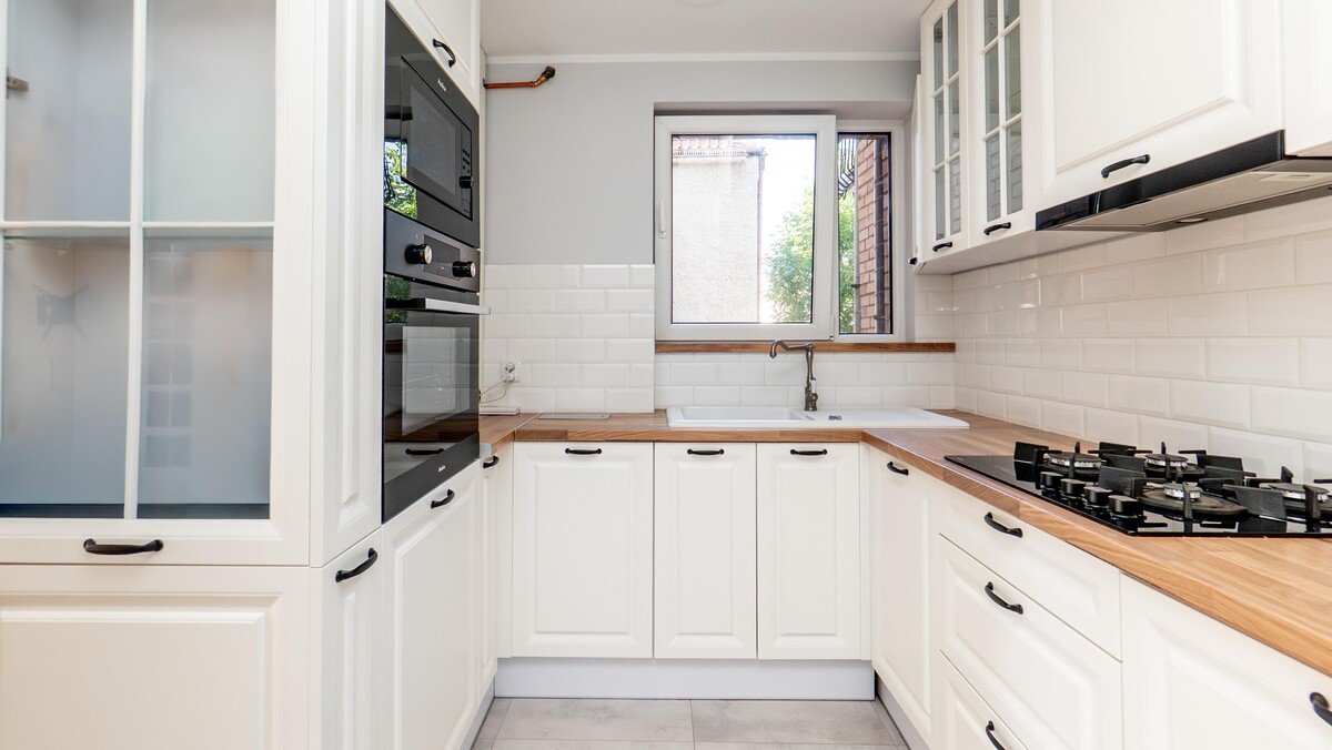 Elbląg TO MY SPRZEDAJEMYNIERUCHOMOŚCI W TYM MIEŚCIEBIURO NIERUCHOMOŚCIAMERICAN HOMEWYNAJMĘ - 3 POKOJE - STARY