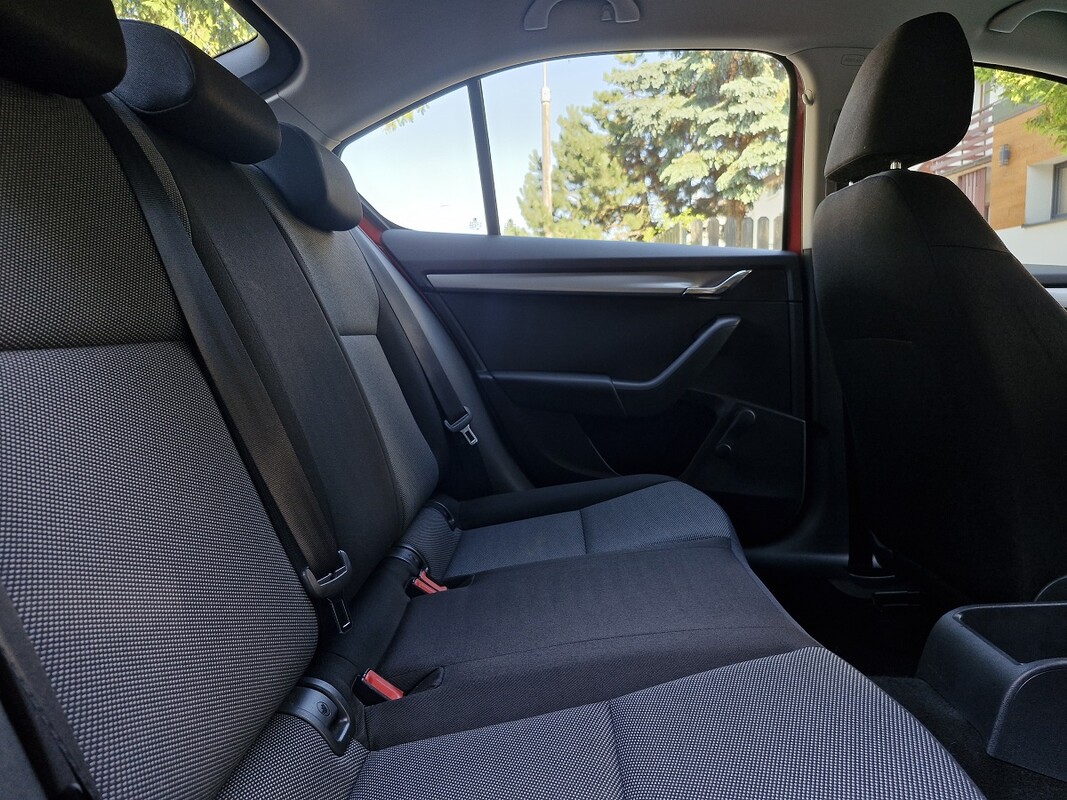 Elbląg Skoda Octavia1.6 TDIModel 2015KlimatyzacjaKupiona w Polskim Salonie