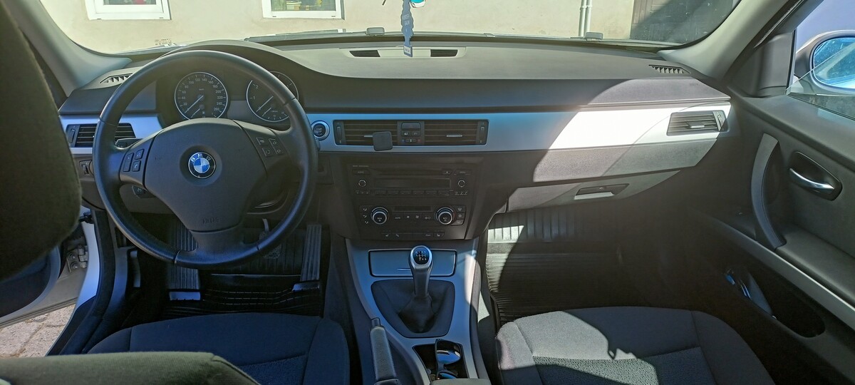 Elbląg BMW Seria-3 – Oferuję do sprzedaży BMW 318I 2.0 benzyna
