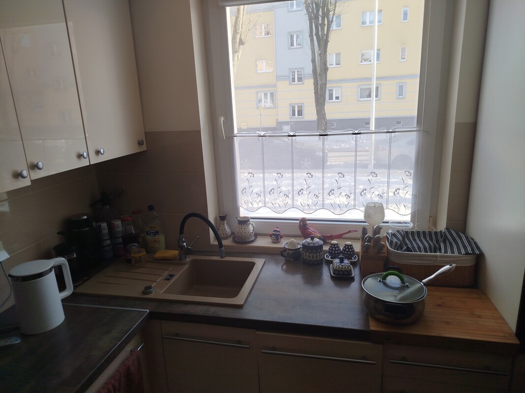 Elbląg Sprzedam meble kuchenne 2,5X3,5m lakier, szuflady z domykaniem. Zmywarka pod zabudowę 45cm. W komplecie