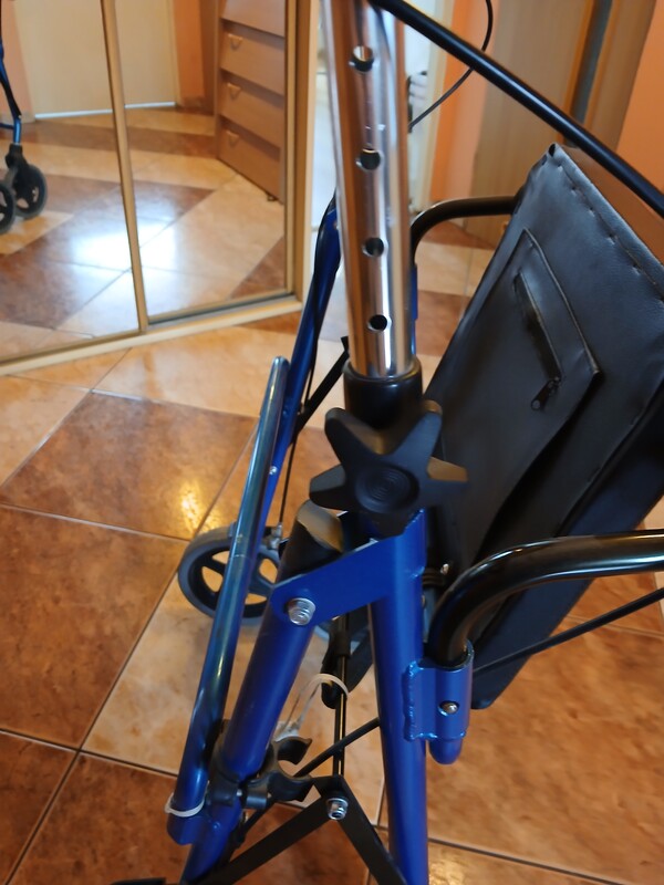 Elbląg Podpórka aluminiowa rehabilitacyjna (chodzik) firmy Timago, model TGR-R RA 882.Urządzenie ma certyfikat CE.