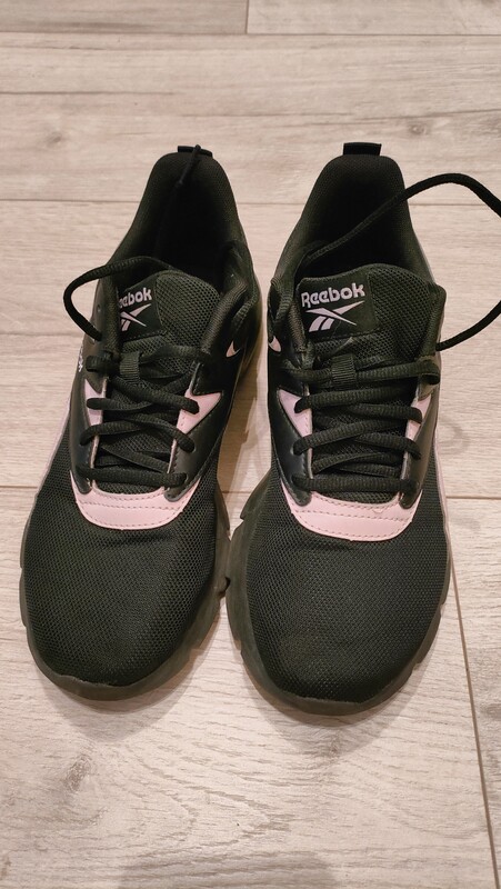 Elbląg Sprzedam damskie buty sportowe Reebok w rozmiarze 39.W bardzo dobrym stanie. Polecam.
