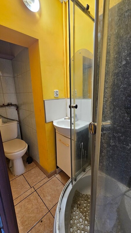 Elbląg BIURO NIERUCHOMOŚCISZULC& SZULCNA SPRZEDAŻMieszkanie - Elbląg ul. ŻeromskiegoPowierzchnia: 40 m2Mieszkanie