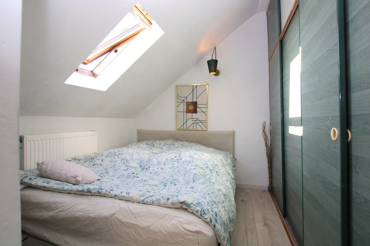 Elbląg NIERUCHOMOŚCI ANNA KRASZEWSKA Mieszkanie 5-pokojowe z ogródkiem przy budynku ul. Niska NOWA