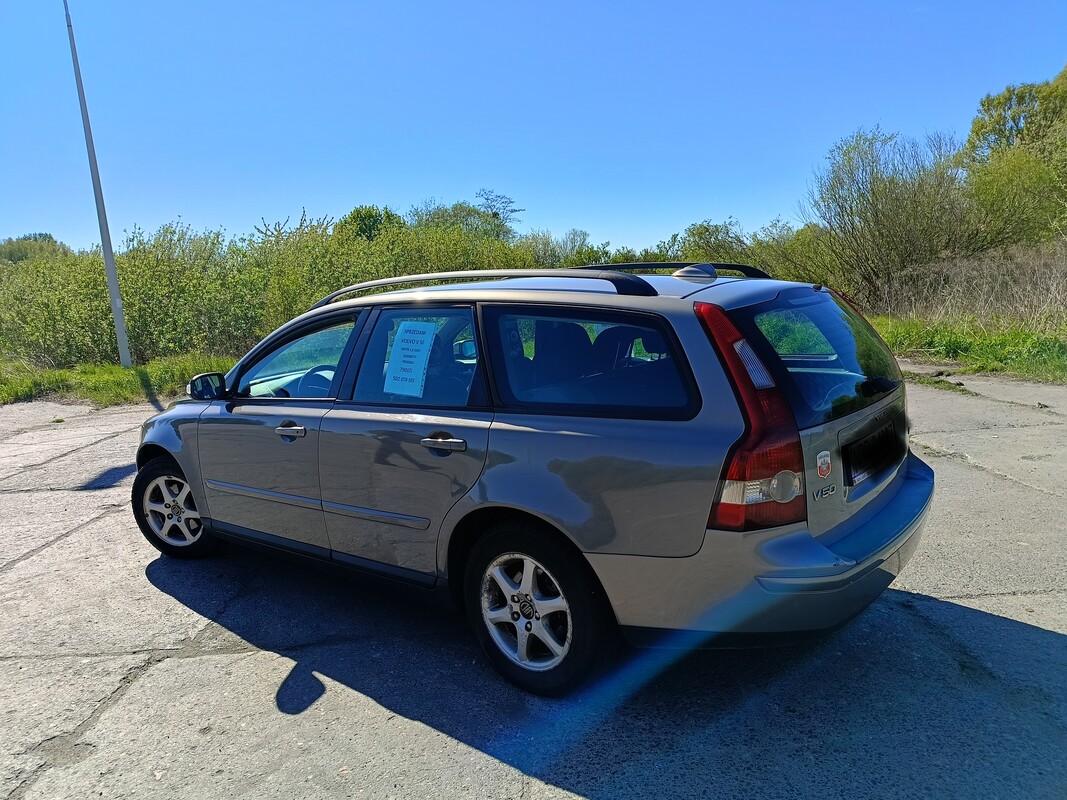 Elbląg Volvo V50,1.6 diesel. 2007r. 263 tys przebiegu. Wymieniony alternator, akumulator jeszcze na gwarancji. Opłaty