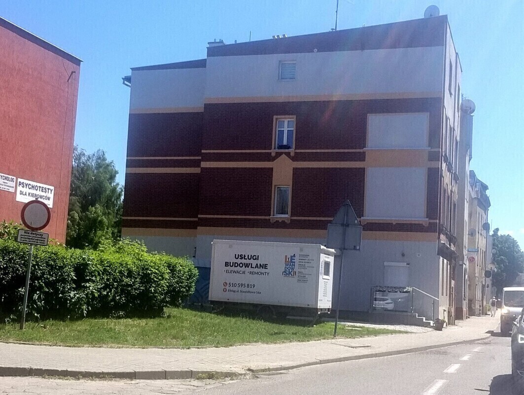 Elbląg AS NIERUCHOMOŚCI POLECAPRZESTRONNE MIESZKANIE DWUPOKOJOWEElbląg, ul. MalborskaDobra cena 5424 zł za