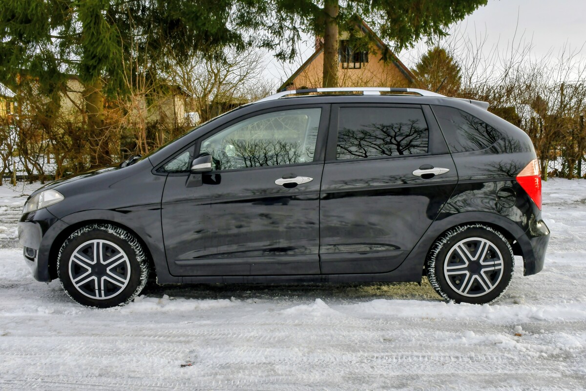 Elbląg 🚗 Sprzedam Honda FRV – benzyna 1.8 V-TEC 140 KM