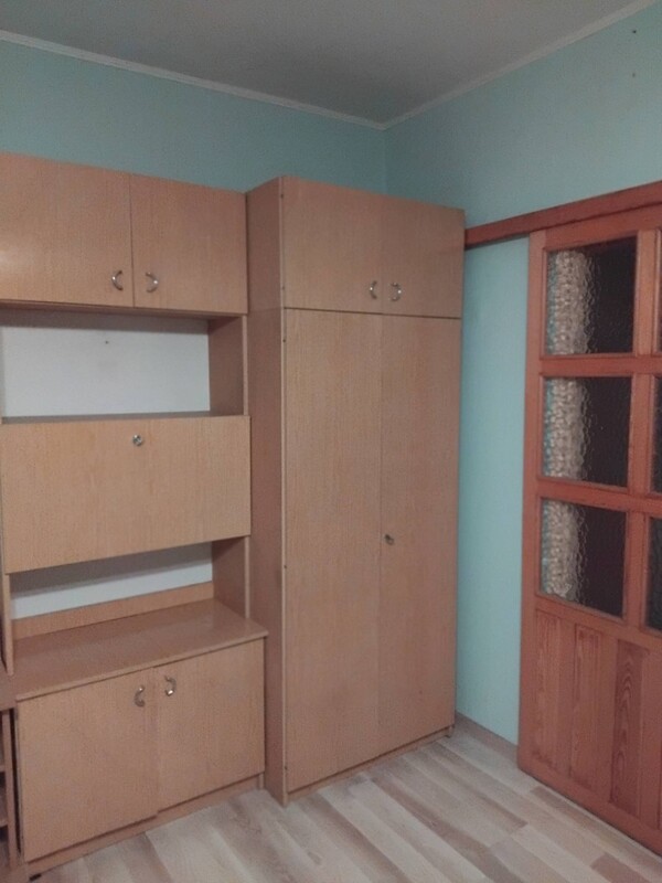 Elbląg Sprzedam Kawalerkę 34m2 z zabudowanym dużym balkonem. Okna PVC. Do lokalu przynależy piwnica
