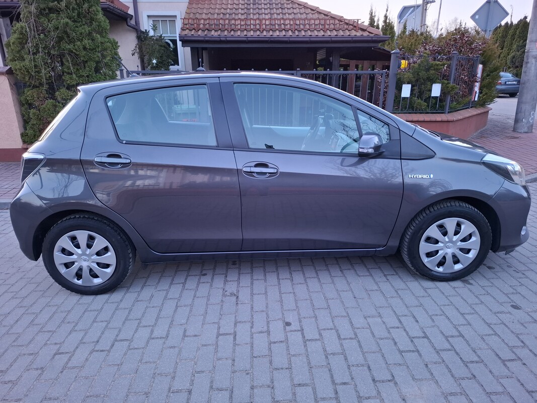 Elbląg TOYOTA YARIS HYBRID