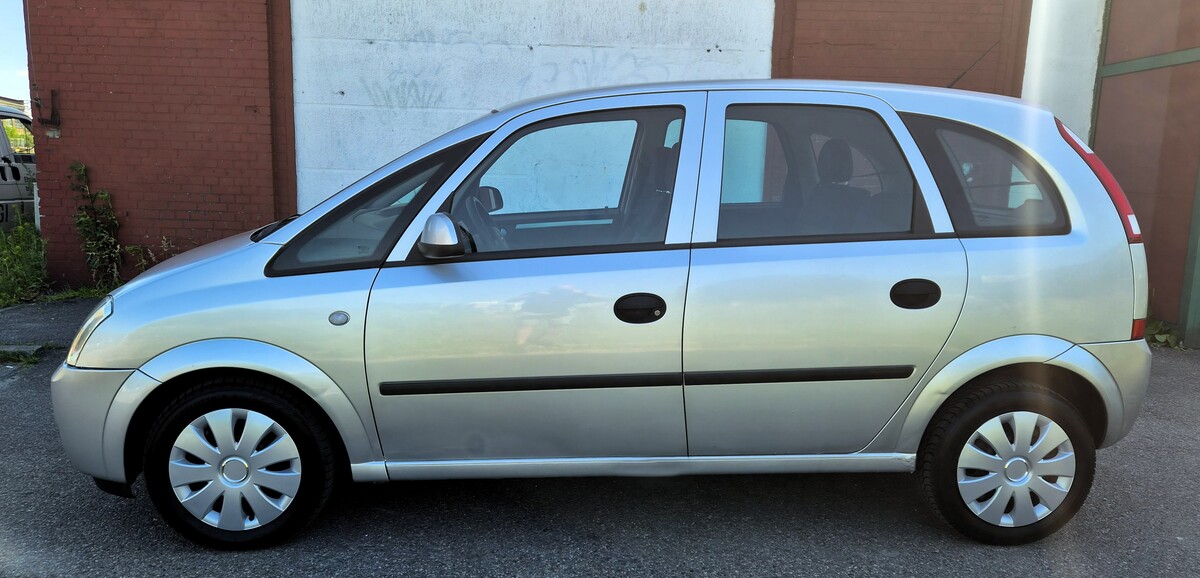 Elbląg Opel Meriva 1,6Benzynka 90KM 2005Rok Bardzo Dobry Stan Ekonomiczny -Klimatyzacja Wspomaganie