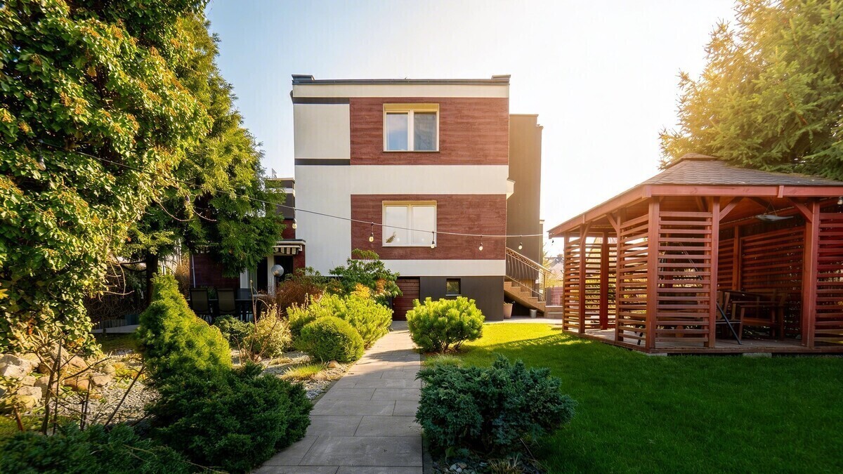 Elbląg TO MY SPRZEDAJEMYNIERUCHOMOŚCI W TYM MIEŚCIEBIURO NIERUCHOMOŚCIAMERICAN HOMEFOR SALE - DOM - DĘBOWA