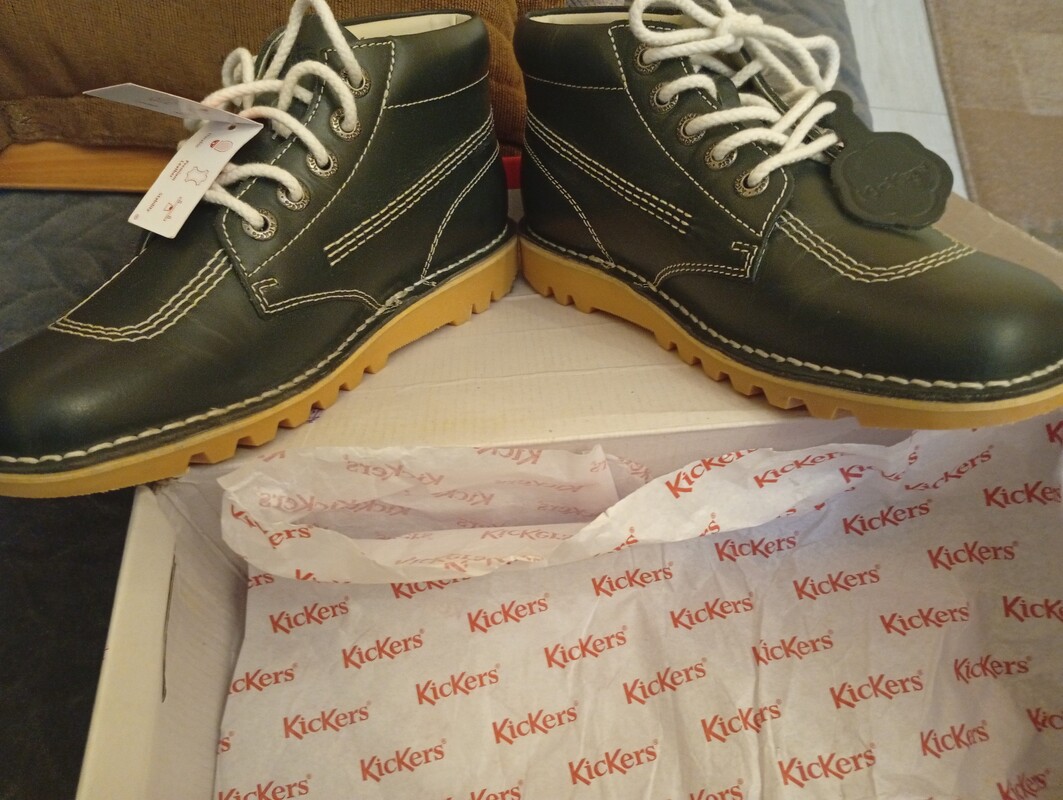 Elbląg Okazja!! sprzedam damskie botki skórzane Kickers nowe nie uzywane w oryginalnym kartonie buty unisex dla