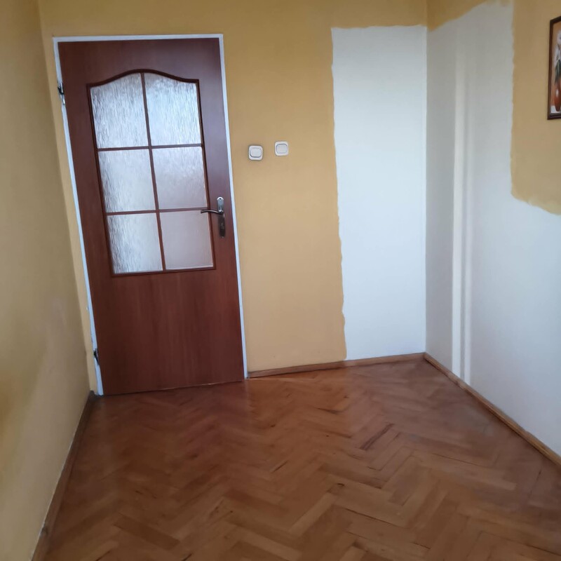 Elbląg Sprzedam mieszkanie 3-pokojowe w centrum miasta.