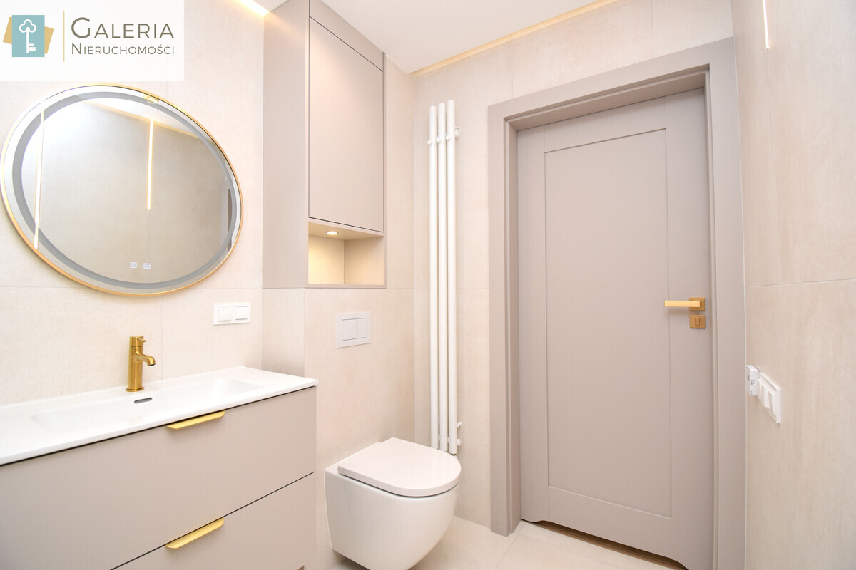 Elbląg GALERIA NIERUCHOMOŚCIZ pasji i miłości do nieruchomościNa sprzedaż:&nbsp; Nowoczesne trzy pokoje z ogródkiem i