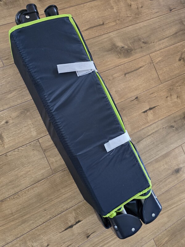 Elbląg LEKKI KOJEC / SKŁADANE ŁÓŻECZKO TURYSTYCZNEŁóżeczko doskonałe sprawdzi się zarówno w domu, jak i na wakacjach.