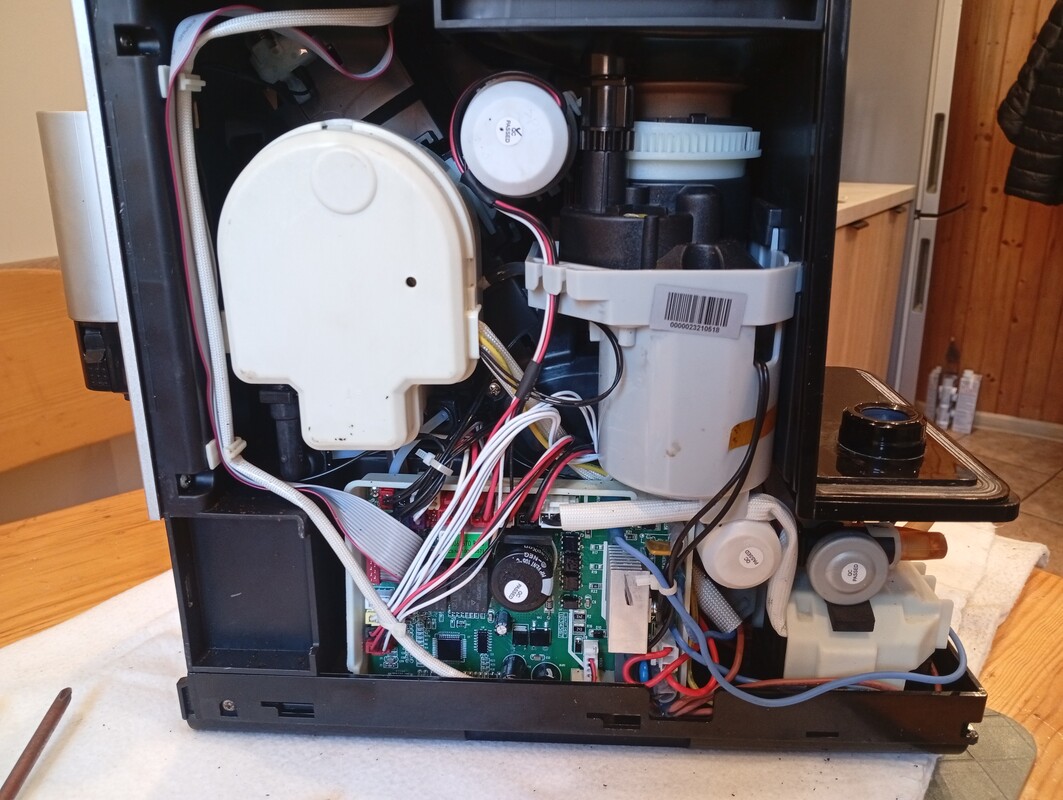 Elbląg sprzedam ekspres automatyczny do kawy Beko Ceg 5331x posiada młynek do chwili obecnej sprawny w tej chwili