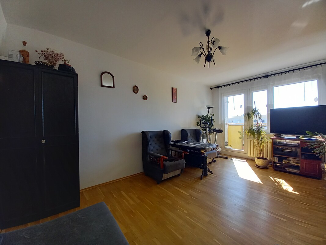 Elbląg Sprzedam 2 pokojowe mieszkanie Nad Jarem z możliwością wydzielenia 3 pokoju.