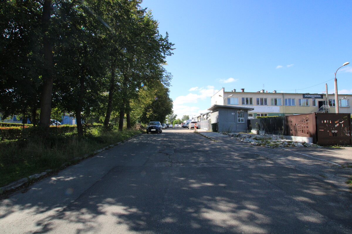 Elbląg NIERUCHOMOŚCI ANNA KRASZEWSKA Nieruchomość komercyjna z potencjałem inwestycyjnym Hala wolnostojąca