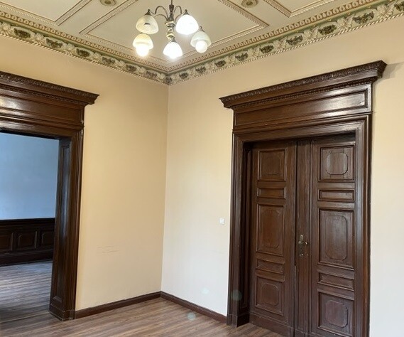 Elbląg PAŁACYK ZACISZE - zabytkowy, klimatyczny budynek w centrum miasta - kompleksowe rozwiązanie dla Twojej firmy!-