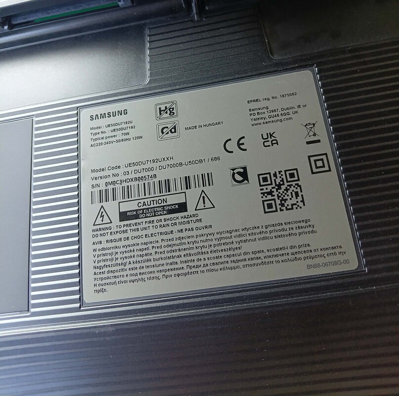 Elbląg Sprzedam TV 50cali firmy samsung. TV używany ponad rok, posiadam go od nowości. TV stoi na stopkach. Z tyłu są